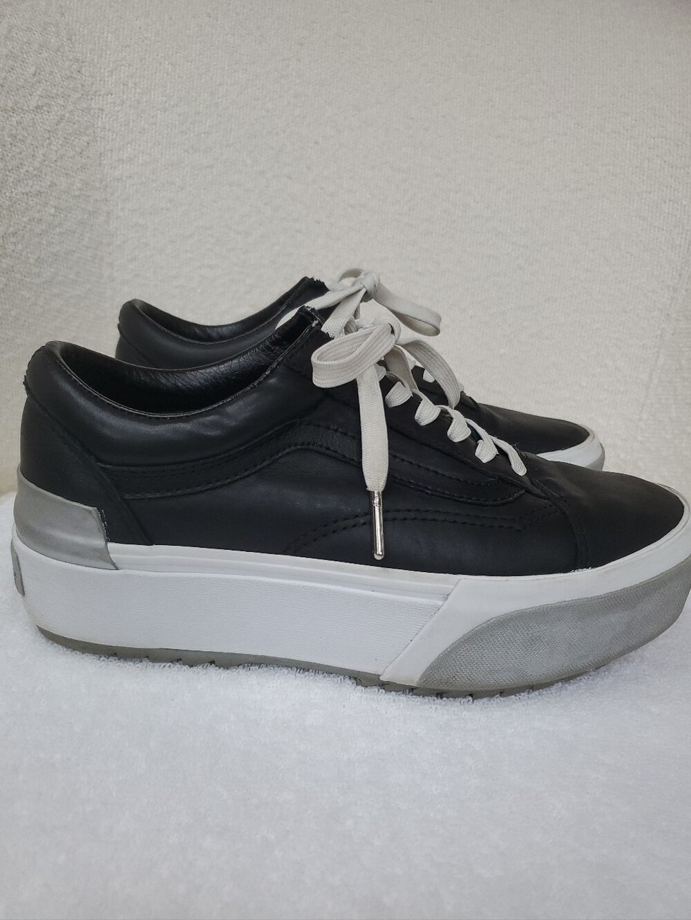 Vans Old Skool Stacked Black Leather Platform Sneakers Men 6 Women 7.5